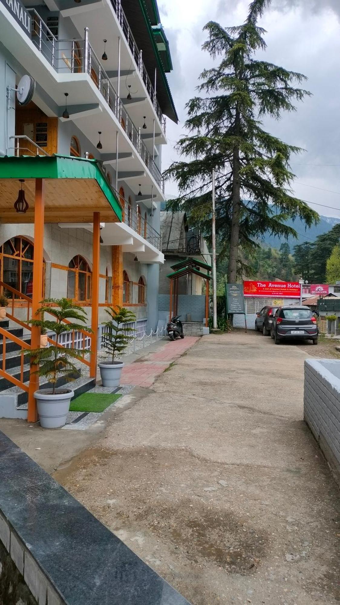 The Avenue Hotel , Manali A River Side Hotel Esterno foto
